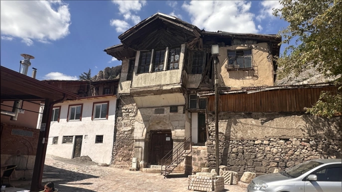6 asırlık Hisariye Medresesi!