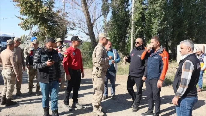 Iğdır'da kaybolan Alzheimer hastası için bin kişilik ekip seferber oldu