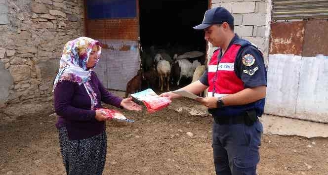 Jandarma Ekipleri, Kurban Bayramı Öncesi Hayvan Hırsızlığına Karşı Vatandaşları Uyardı
