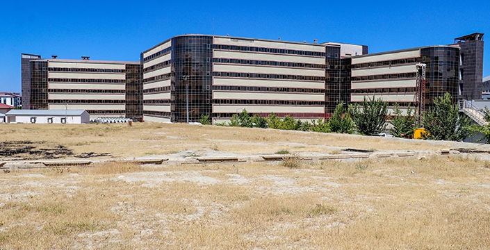 Van, 800 yataklı yeni hastaneyle bölgenin