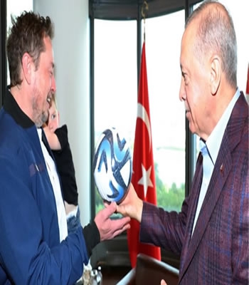 Cumhurbaşkanı Erdoğan, Elon Musk ile görüştü... Musk'a Teknofest daveti