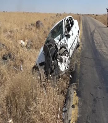 Siverek'te otomobil ile kamyonet çarpıştı: 1'i ağır 9 yaralı