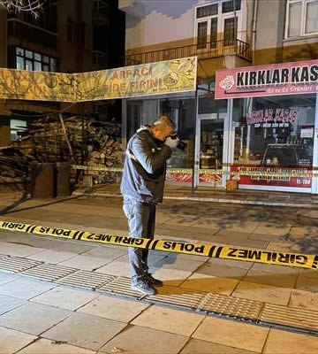 İki ayrı silahlı kavgada 2 kişi yaralandı