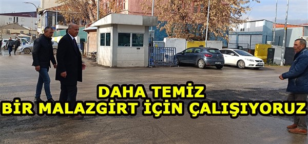 Malazgirt Belediyesi güzel havayı fırsat bildi! Cadde ve sokaklarda temizlik çalışması başlattı