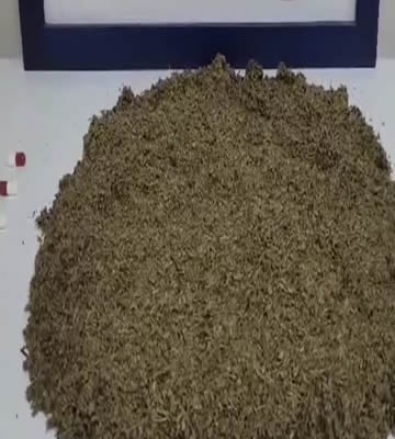 Erfelek'te devrilen otomobilin sürücüsü yaralandı