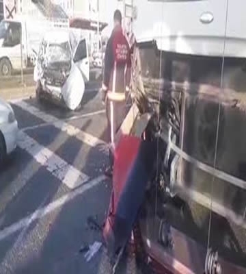 Malatya'da trafik kazasında 1 çocuk öldü, 2 kişi yaralandı