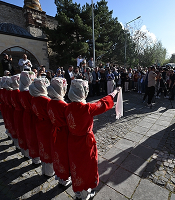 Turistik Diyarbakır Ekspresi’nin yolcuları Elazığ'ı gezdi