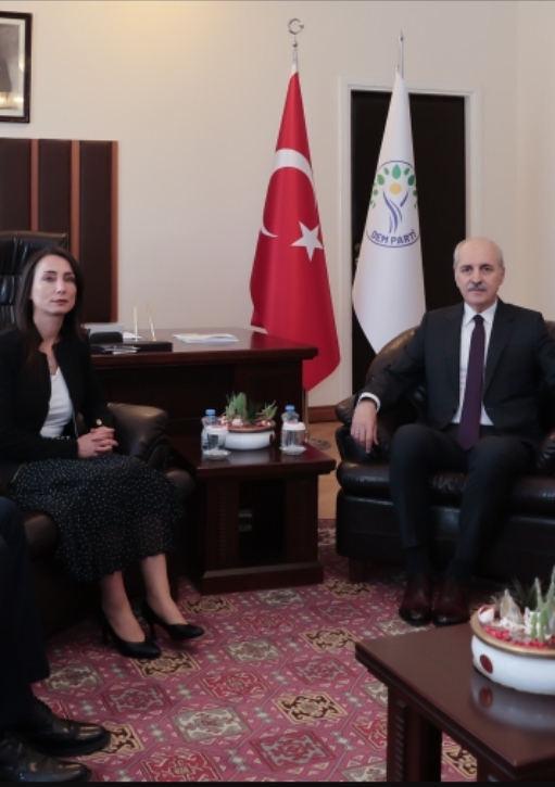 Kurtulmuş'un yeni anayasa için DEM Parti ziyaret etti