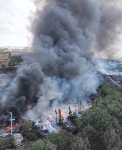 Tekirdağ'da geri dönüşüm tesisinde yangın