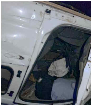 Ticari araç devrildi: 1 ölü