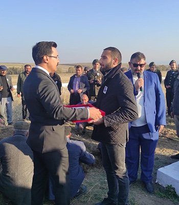 Kars'ta vefat eden Kıbrıs gazisi son yolculuğuna uğurlandı