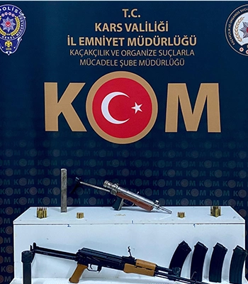 Kars'ta yasa dışı silah ticareti iddiasıyla 3 zanlı tutuklandı