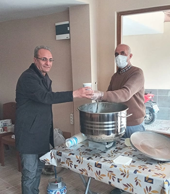Ağın Belediyesinden vatandaşlara sıcak çorba hizmeti