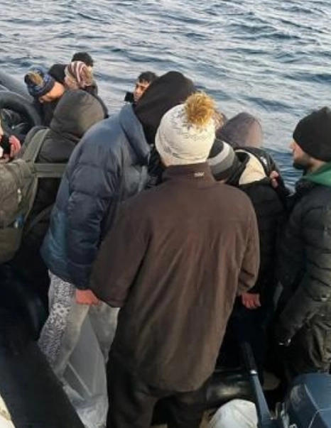 Ege Denizi'nde 32 düzensiz göçmen yakalandı