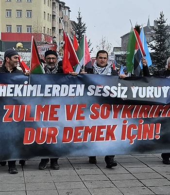Erzurum'da sağlık çalışanları Gazze için