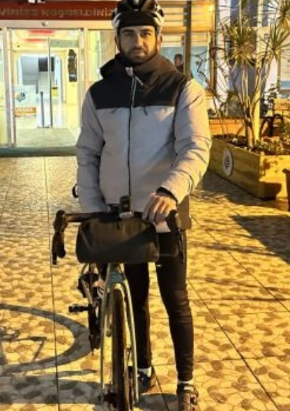 Depremde hayatını yitirenler için 1600 kilometre pedal çevirecek