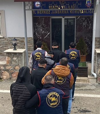 Elazığ'da 800 metre bakır kablo çalan 4 şüpheli yakalandı