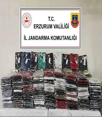 Erzurum'da 1500 kaçak tişört yakalandı