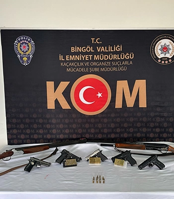 Bingöl'de silah kaçakçılığı operasyonu kapsamında 2 zanlı tutuklandı