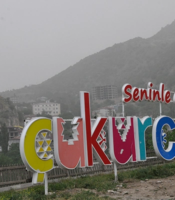 Hakkari'de toz taşınımı ve rüzgar etkili oldu