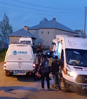 Hakkari'de yaylada rahatsızlanan kişi için ekipler seferber oldu