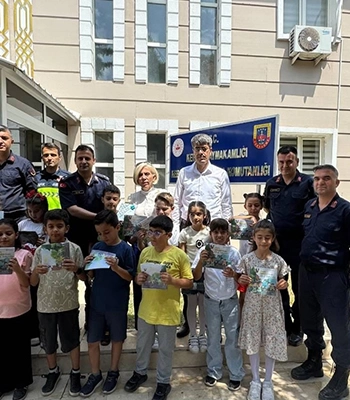 Keban'da öğrenciler İlçe Jandarma Komutanlığını ziyaret etti