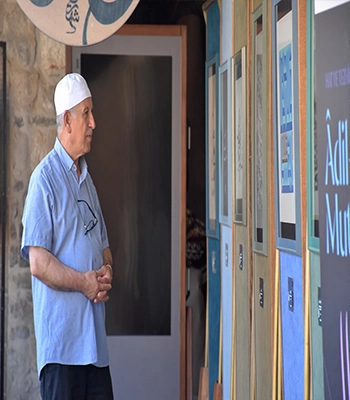 Adil-i Mutlak hat eserleri Van'da sanatseverlerle buluştu