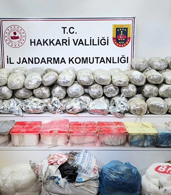 Hakkari'de 121 kilogram uyuşturucu ele geçirildi