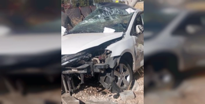 Diyarbakır'da belediye otobüsü ile otomobil çarpıştı: 1 ölü