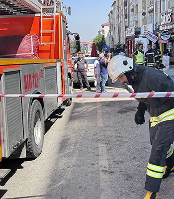 Erzurum'da güzellik merkezinde çıkan yangında 1 kişi dumandan etkilendi