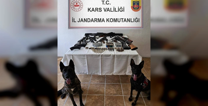 Kars'ta silah ticareti operasyonunda gözaltına alınan 7 zanlıdan 2'si tutuklandı