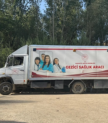 Yüksekova'da KETEM ekipleri köyleri dolaşarak kanser taraması yapıyor