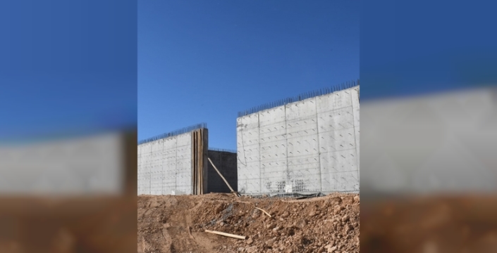 Malatya'da arpa ve buğday üreticileri için 20 bin ton kapasiteli yatay silo inşa ediliyor