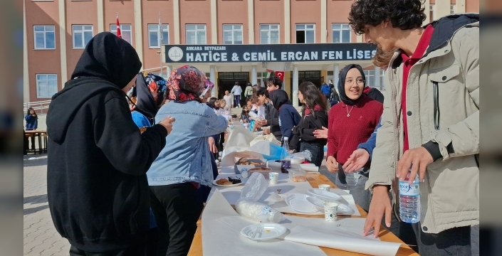 Beypazarı'nda okullar Gazze için seferber oldu: Kermes gelirleri yardıma dönüşüyor