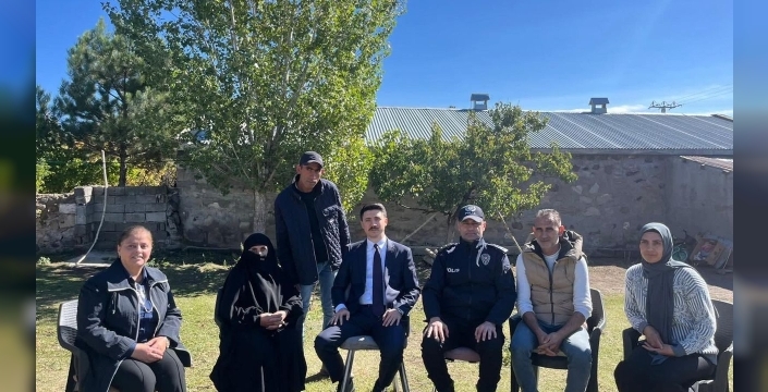 Digor Kaymakamı Kahraman, vatandaşın kapısını çaldı