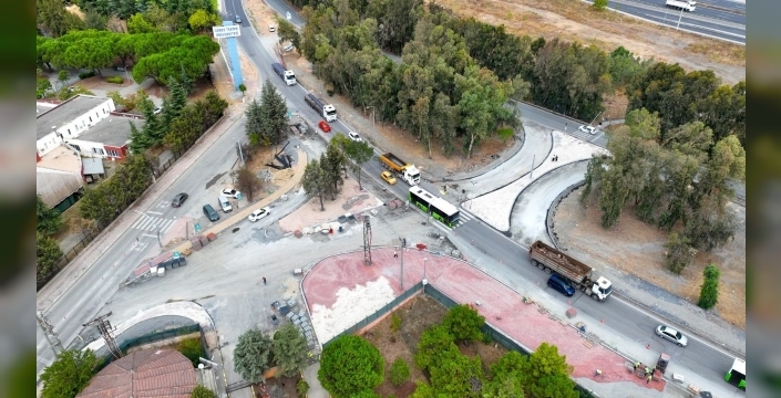 Gebze Teknik Üniversitesi Kavşağı'nda Kapsamlı Düzenleme Çalışmaları Devam Ediyor