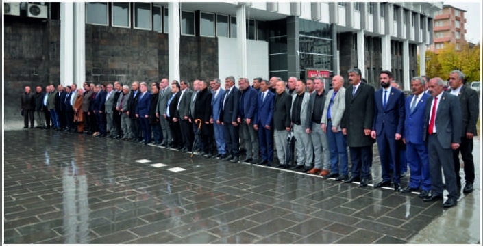 Kars'ta Muhtarlar Günü coşkusu: Demokrasinin ilk halkası kutlandı