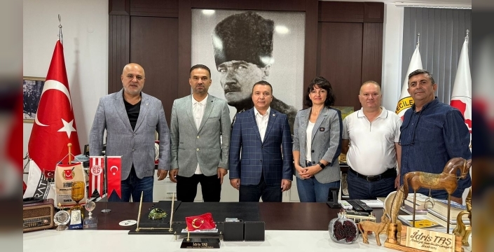 TİMBİR Antalya'da dijital medya yapılanmasını görüştü