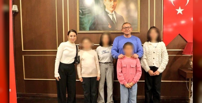 Vali Polat'tan dünya kız çocukları günü'nde anlamlı buluşma