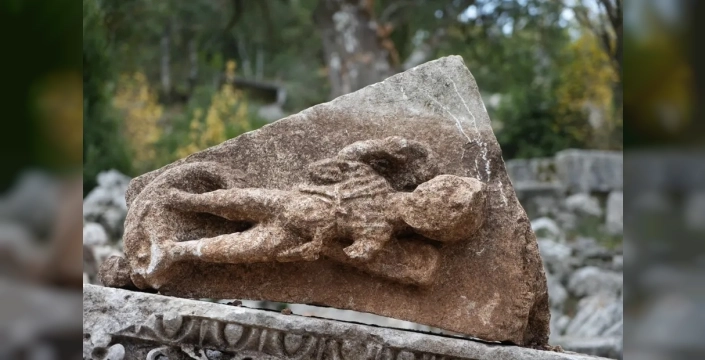 Antalya'da şok keşif! Tarihin sır perdesi aralandı: Dans eden kadınlar mezarı bulundu!
