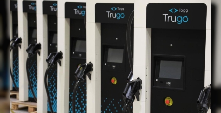 Elektrikli araç şarj altyapısı fırtına gibi büyüyor: 36 bin sokette 2,3 milyon işlem!