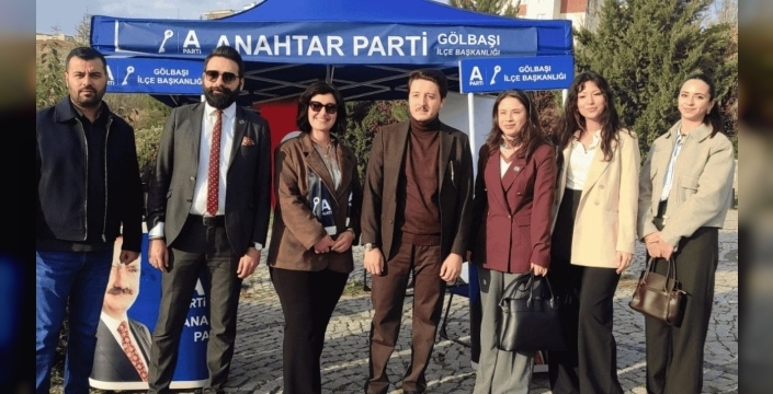 Gölbaşı'nda Anahtar Parti'nin sahası çalkantılı: Vatandaşın merakı ve kadınların siyasete adımı dikkat çekiyor!