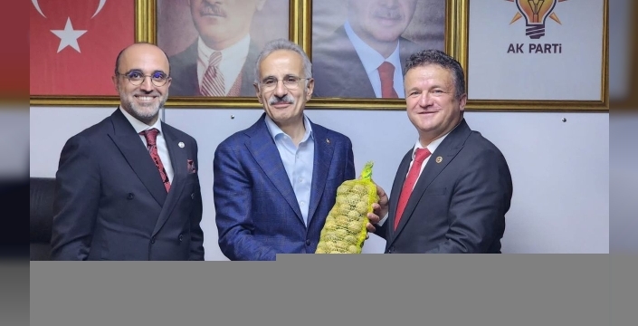 Karamanlı'da ulaşımda yeni dönem: Bakan Uraloğlu'ndan müjdeli haberler