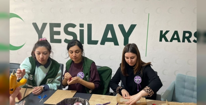 Kars'ta kadına yönelik şiddete dantel gibi bir tepki: Yeşilay'dan ilmek ilmek dayanışma