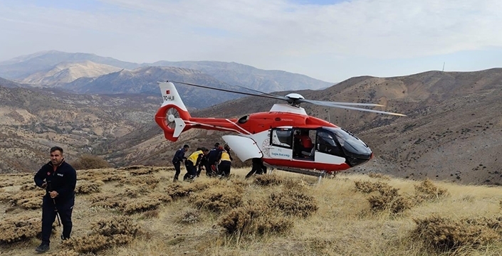 Malatya'da şok anlar! Uçurumdan düşen adamı kurtarmak için helikopter geldi!