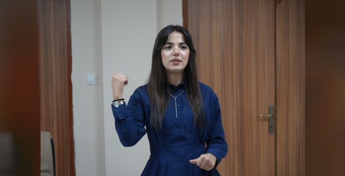 Muş'ta gençler için sunuculuk ve spikerlik eğitimi başladı!