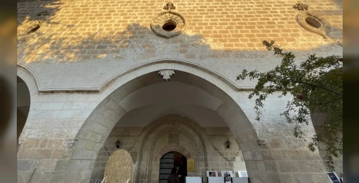 Şanlıurfa'da tarihi reji kilisesi kültürel etkinliklerle canlanıyor