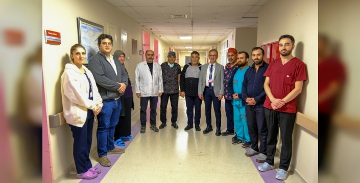Sivas'ta tıbbi devrim: ECMO desteğiyle 60 yaşındaki kalp hastası hayata tutundu!