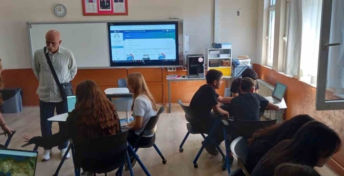 Söke Anadolu Lisesi'nde teknoloji devrimi: Yenilikçi Eğitim Sınıfı öğrencileri geleceğe hazırlıyor