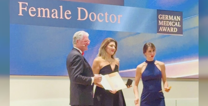 Şüpheleri yıkan göçmen kızı: 'Şimdi yılın doktoruyum!'